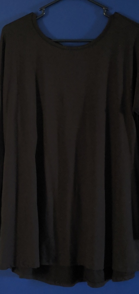 Long Sleeved Tunic with POCKETS!